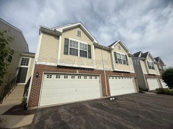 1068 Turin Dr, Hampshire, IL 60140