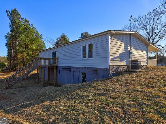 4th image of 201 Dundee Lake Rd