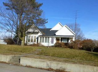 1034 N Jefferson St, Montezuma, IN 47862