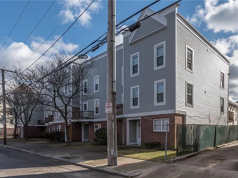 84 Tell St #6A — Photo 5
