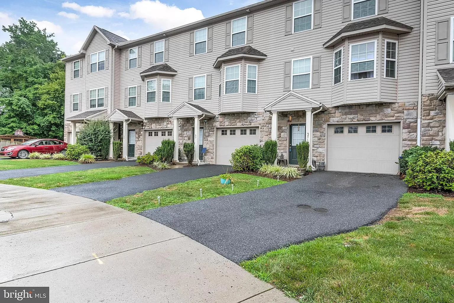 57 Crooked Dr photo 1