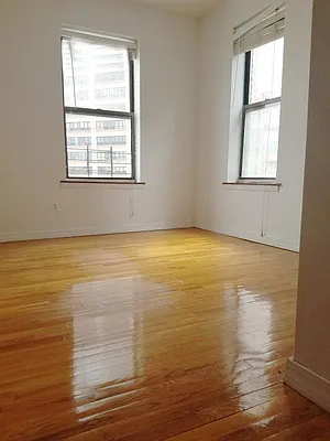 Rented by Bohemia Realty Group | media 13