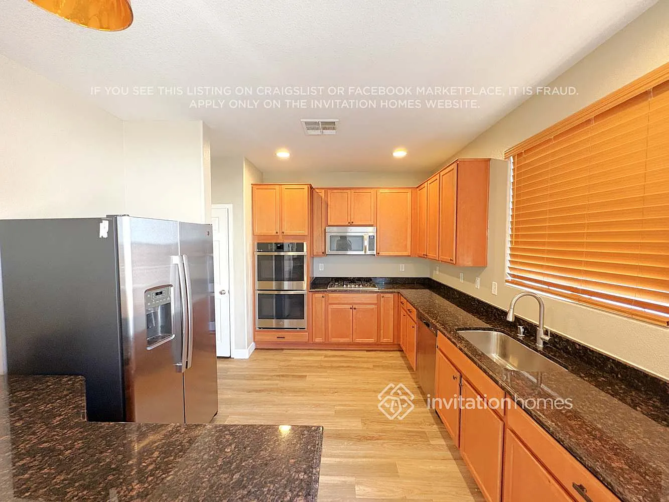 7912 Point Oaks Ct Las Vegas, NV 89149 — Photo 4