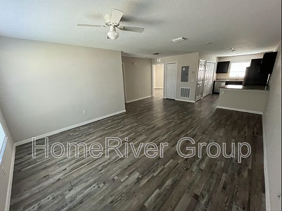 3rd image of 9500 N Travis Dr
