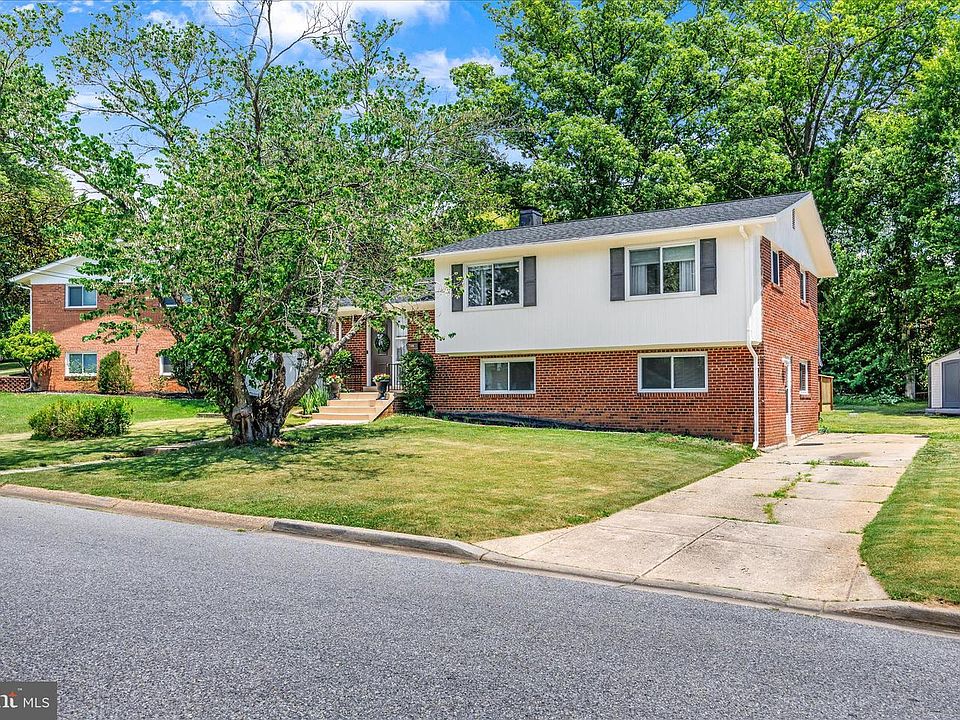 1st image of 7409 Wellesley Dr