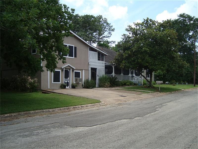 1st image of 505 E Glenn St