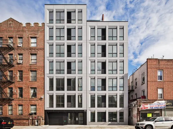 195 Clarkson Avenue image 10 of 12