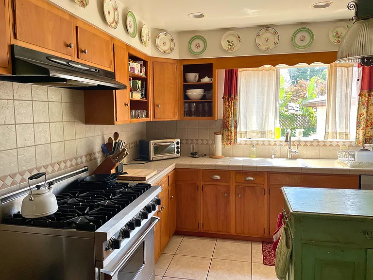 1358 S Stelling Rd — Photo 5