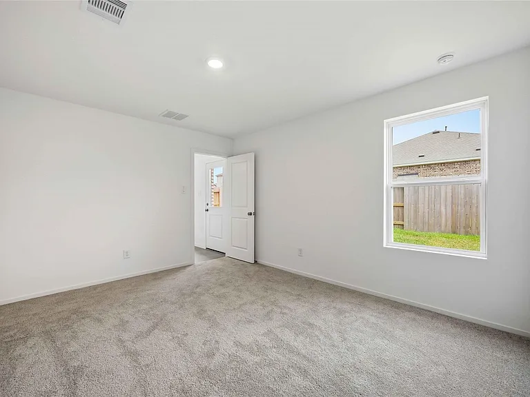 16842 Spotted Oak Dr — Photo 23