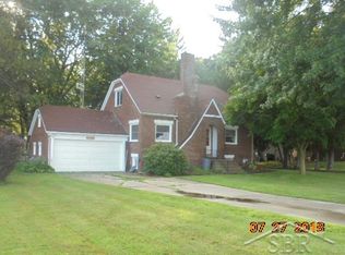 5040 East Rd, Saginaw, MI 48601