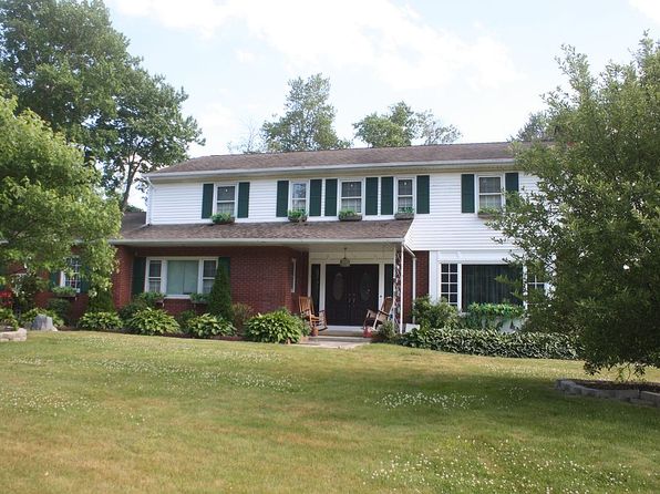 144 Chestnut Hill Rd