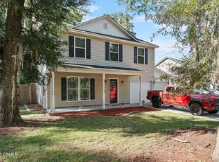 7 Mint Farm Dr, Beaufort, SC 29906