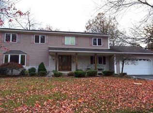 101 Leamoor Dr, Parsippany, NJ