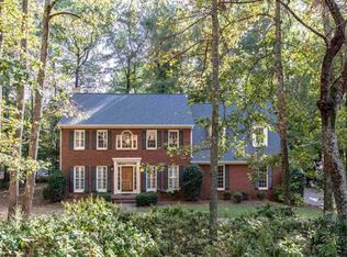 100 Lakepoint Ln, Fayetteville, GA 30215