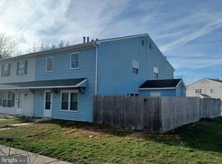 25 Locust Ct, Sicklerville, NJ 08081