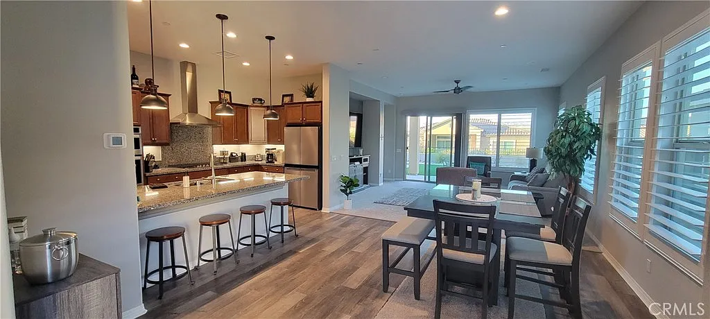 2 bed, 1438 sqft, $4,250 — Photo 3