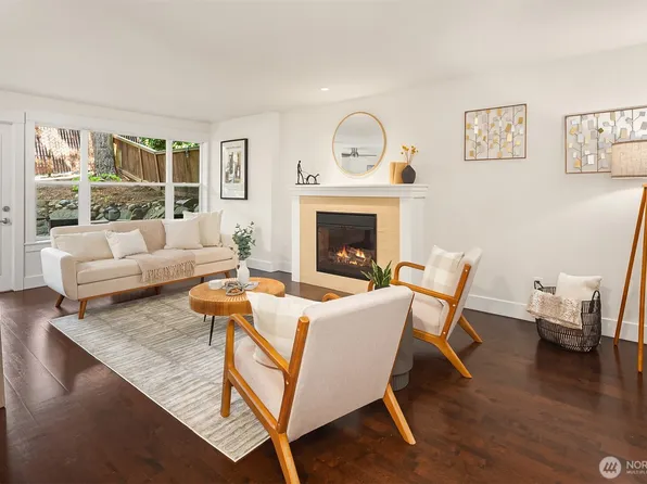 23015 Edmonds Way #A110, Edmonds, WA 98020