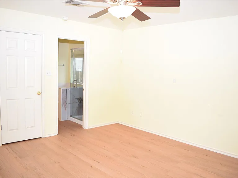 2418 Willow Way — Photo 15