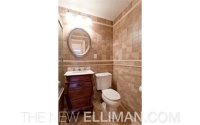 Rented by Douglas Elliman | media 10