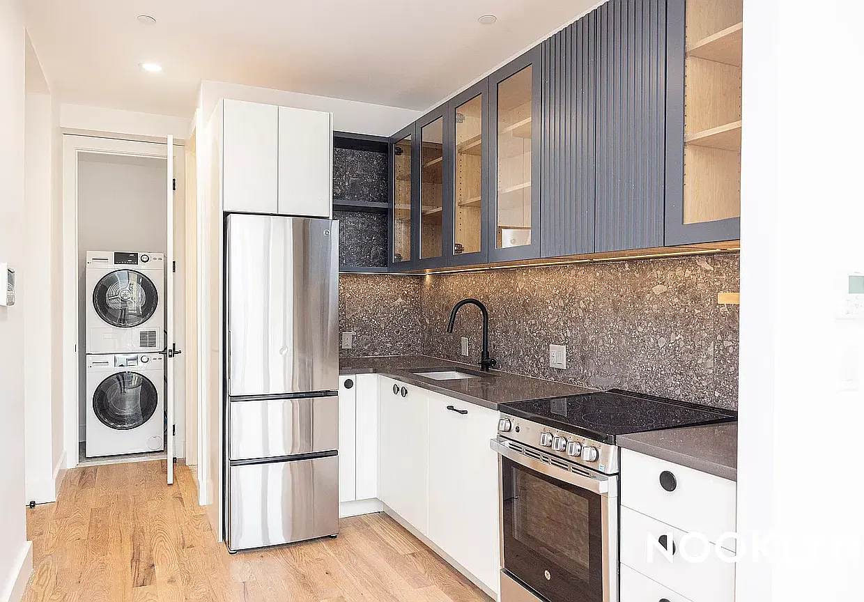 228 North 7th Street — Photo 1