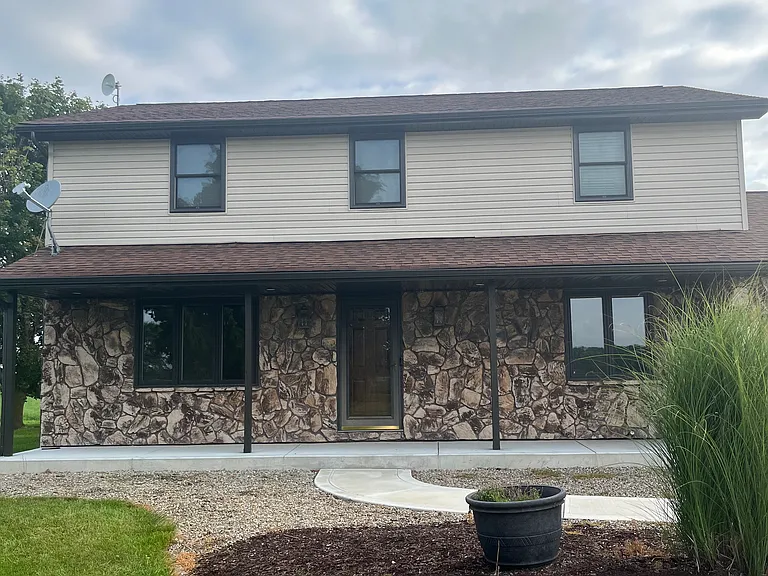14907 Rohman Rd — Photo 4