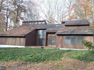 30 Meteor Ct, Newark, DE 19711