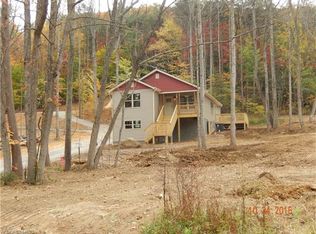 993 Bee Tree Rd, Swannanoa, NC 28778