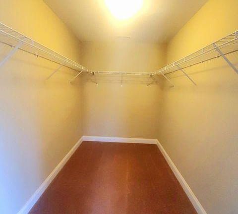 4th image of 1066 Haymore Dr #1066