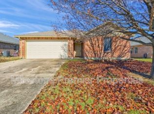 119 Pintail Ln, Sanger, TX 76266