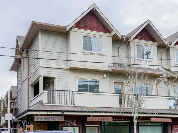 785 Station Ave #201, Langford, BC V9B 0E6