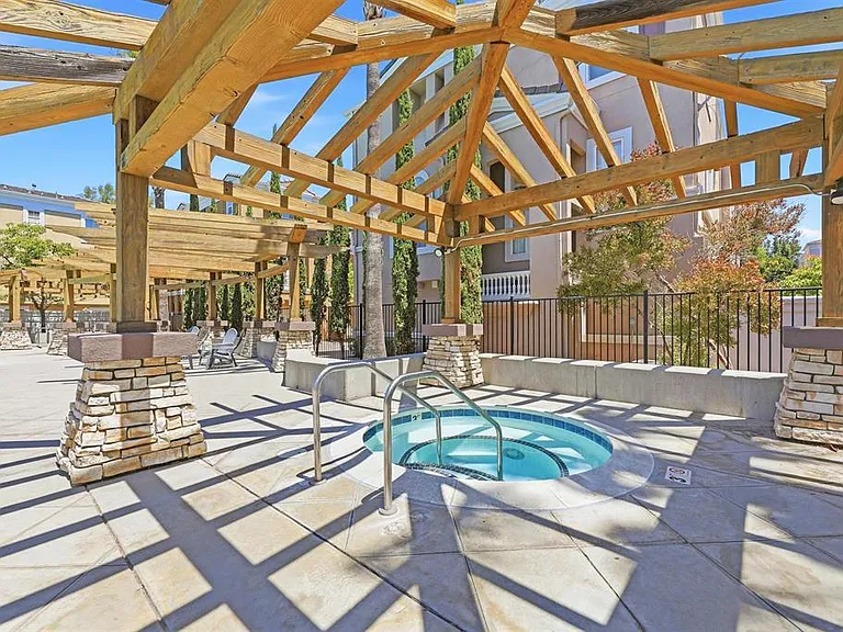 895 Inspiration Pl — Photo 28