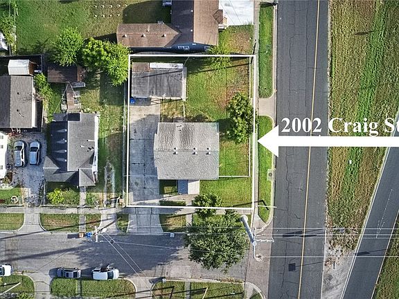 2nd image of 2002 Craig Street