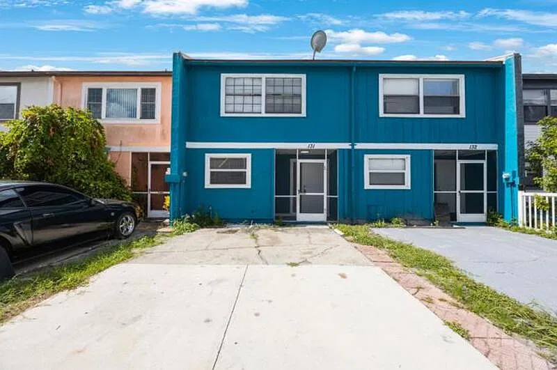 2 bed, 1.5 bath, 1048 sqft, $1,800 — Photo 3
