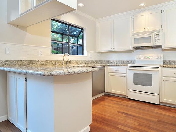 3rd image of 2247 Anna Dr