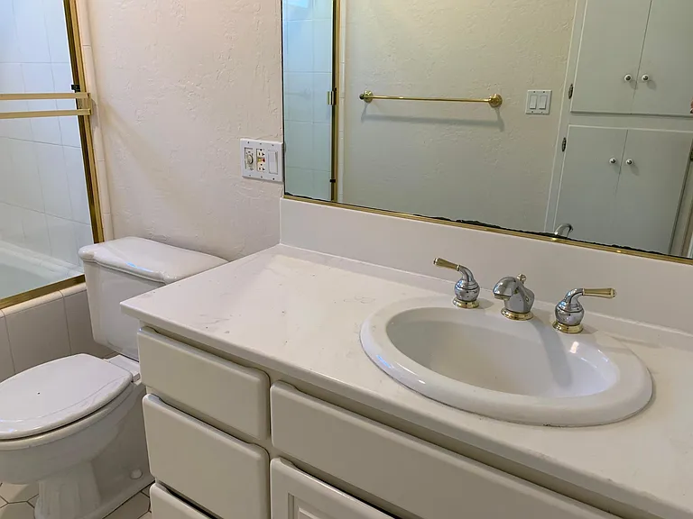 1100 Chadbourne Ave — Photo 13
