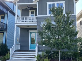 112 Rock Ledge Dr, Chapel Hill, NC 27516