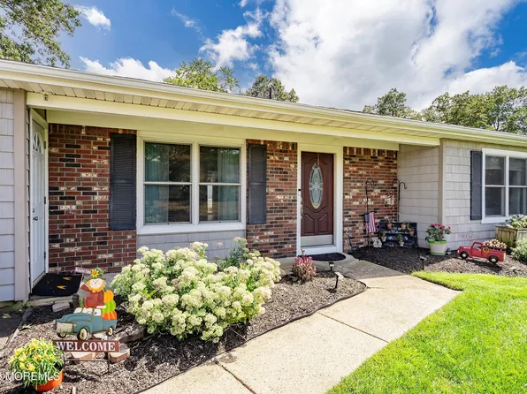 1149 Laurel Drive, Toms River, NJ 08753