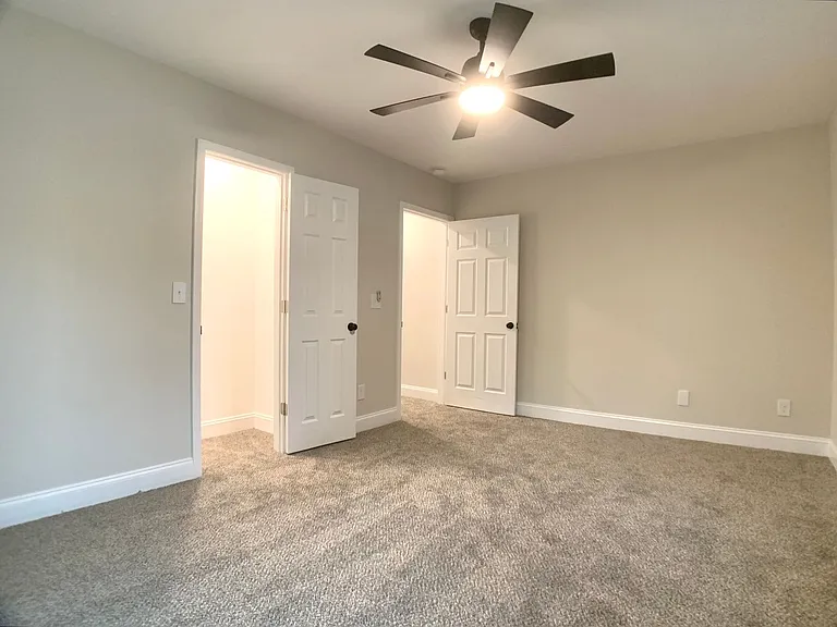 917 Sinclair Dr — Photo 29