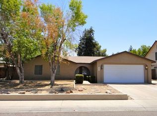 9025 N 64th Dr, Glendale, AZ 85302