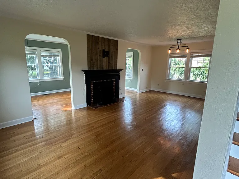 7001 Belvedere Dr — Photo 5
