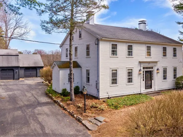 323 Exeter Road, Hampton Falls, NH 03844