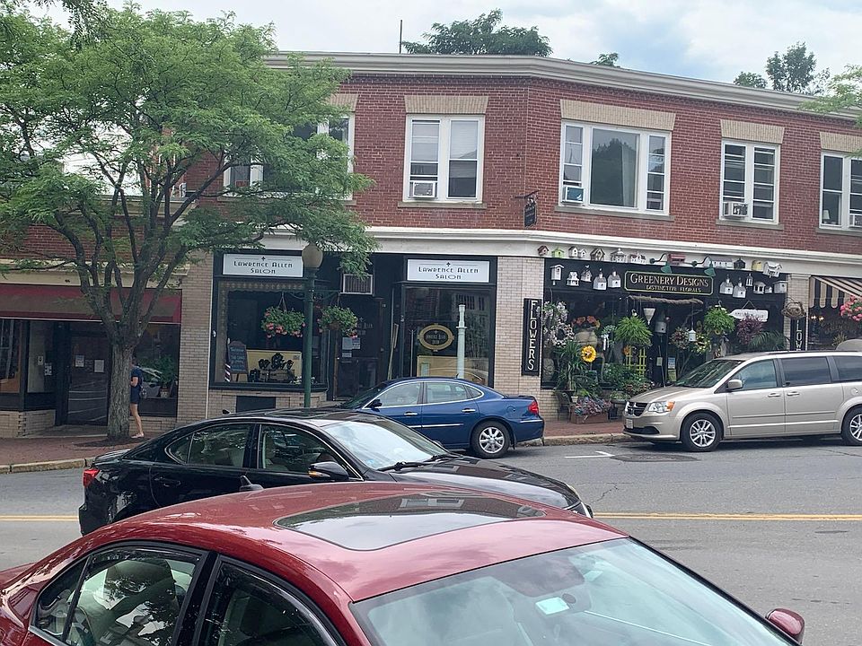 1st image of 12 Market Sq #2