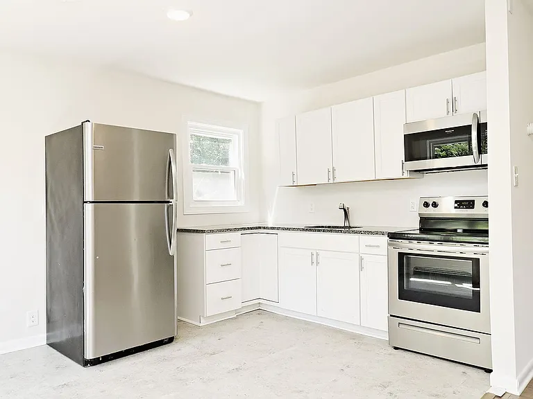 616 Rock Creek Rd #C — Photo 6