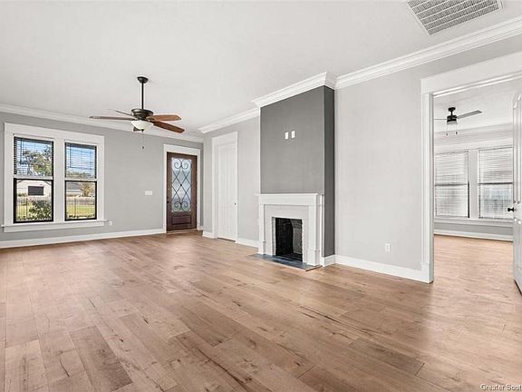 3rd image of 744 Kirkman St