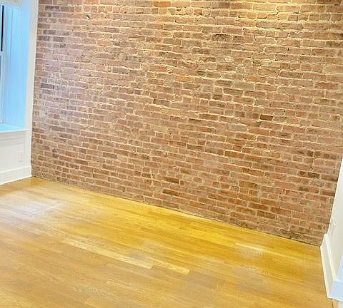 3rd image of 4304 30th Ave APT 2L
