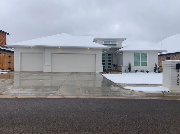 9320 NW 84th Ter