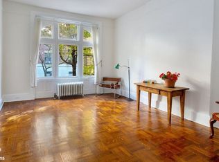 302 W 102nd St APT 2, New York, NY 10025