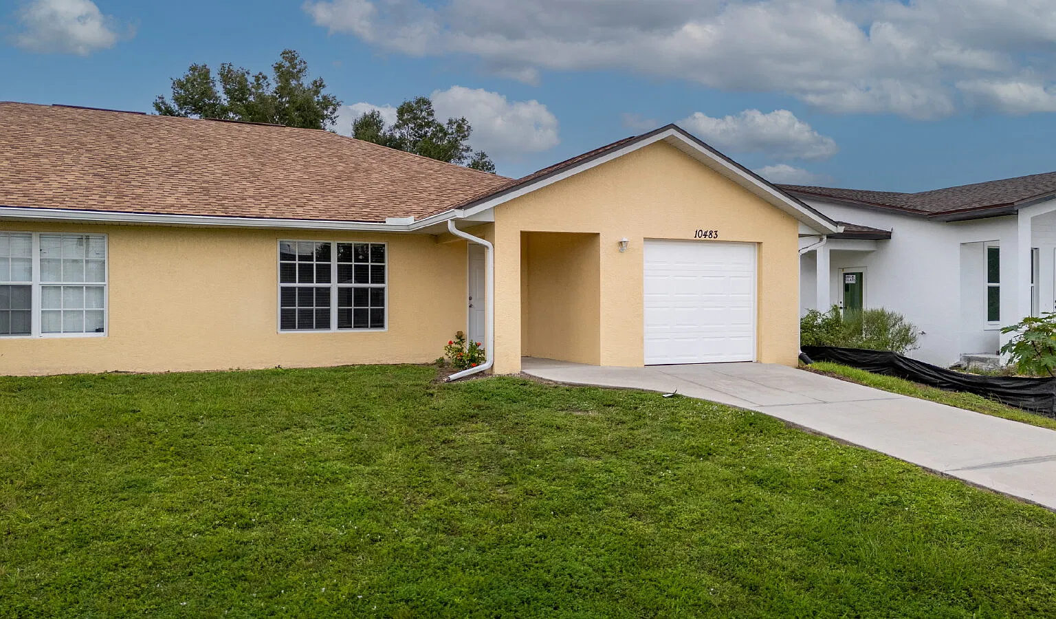 2 bed, 2.0 bath, 1063 sqft, $1,600 — Photo 2