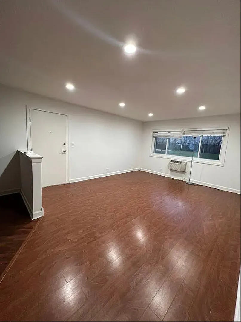 1 bed, 1000 sqft, $1,500 — Photo 2