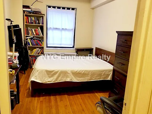Rented by NYC Empire Realty Inc | media 4